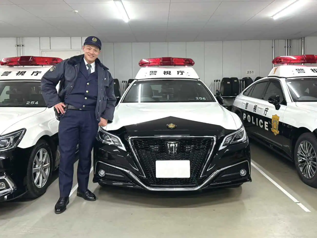 警視庁警察官として勤務していました